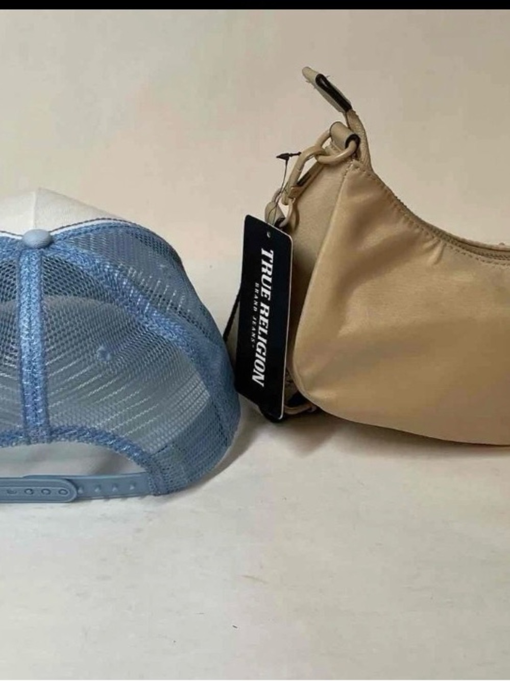 True Religion hat & purse bundle - Picture 11 of 11